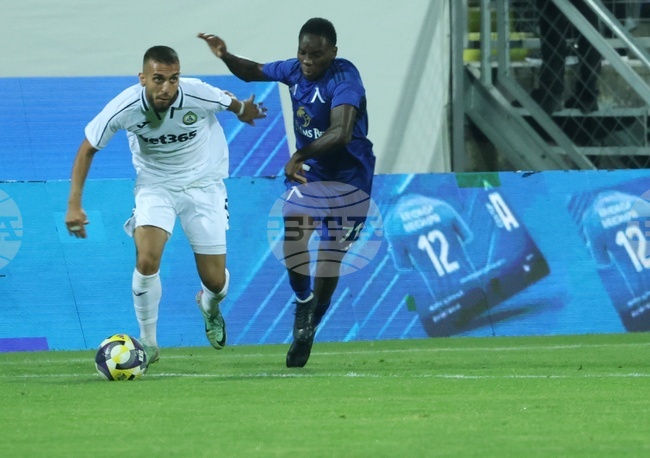 Защитникът на Левски Оливер Камдем има мускулна контузия на лявото бедро