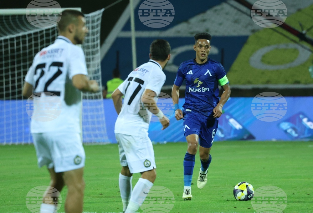 Голове на Борислав Рупанов и Евертон Бала донесоха победата на Левски над Славия