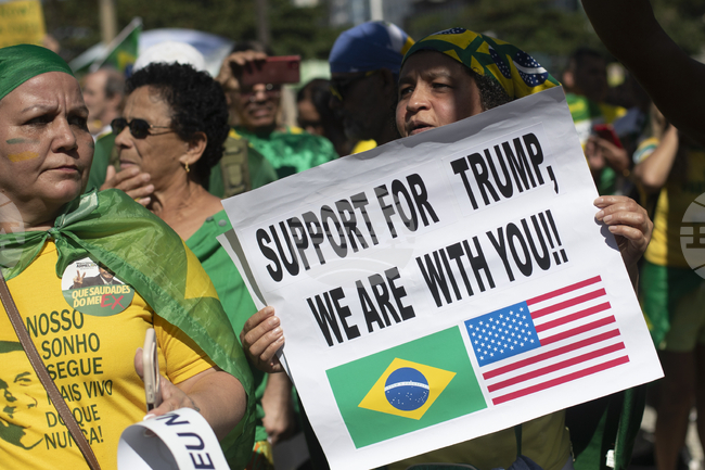 Поддръжници на бившия президент на Бразилия Жаир Болсонаро протестираха срещу Върховния съд и президента Луиз Инасио Лула да Силва