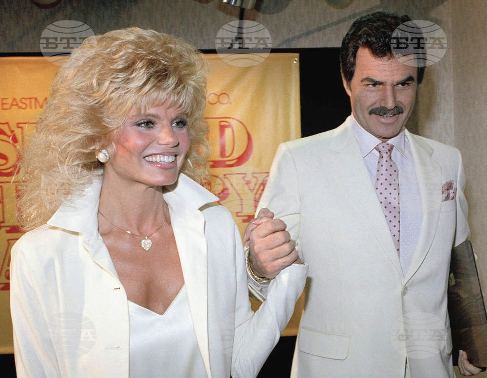 Obit Loni Anderson