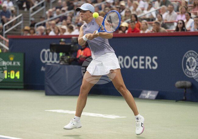 Ига Швьонтек продължава на полуфиналите на турнира по тенис в Синсинати