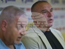 Пресклуб България - щанги - пресконференция