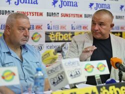 Пресклуб България - щанги - пресконференция