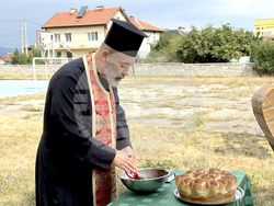 Самоков - Обединено училище „Неофит Рилски“ - физкултурен салон - първа копка