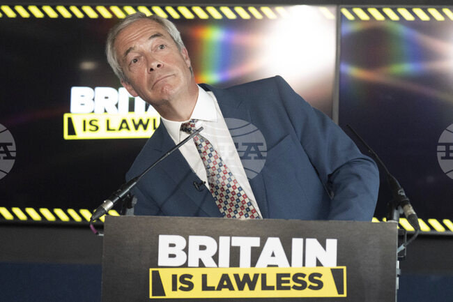 Найджъл Фараж представи план за масово депортиране на търсещите убежище във Великобритания 