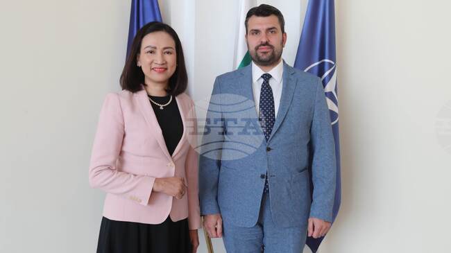 FM Georgiev Recieves Newly Appointed Vietnamese Ambassador Nguyen Thi Minh Nguyet 