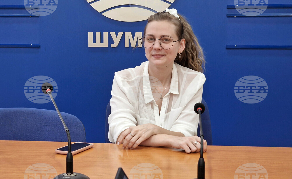 Национален пресклуб на БТА Шумен - "Лято арт" - Анна Лазарова