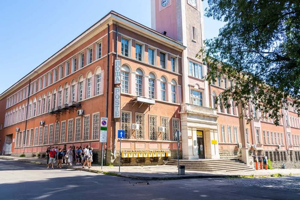 Туристически информационен център Стара Загора кани на безплатна градска обиколка на тема „Старите сгради разказват“