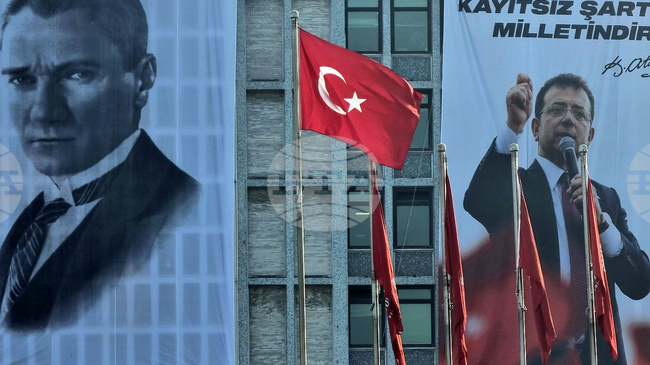 Истанбулската прокуратура поиска от 828 години до 2352 години затвор за отстранения кмет Екрем Имамоглу 