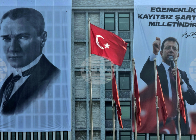 Европейски кметове заявиха солидарността си със задържания кмет на Истанбул 