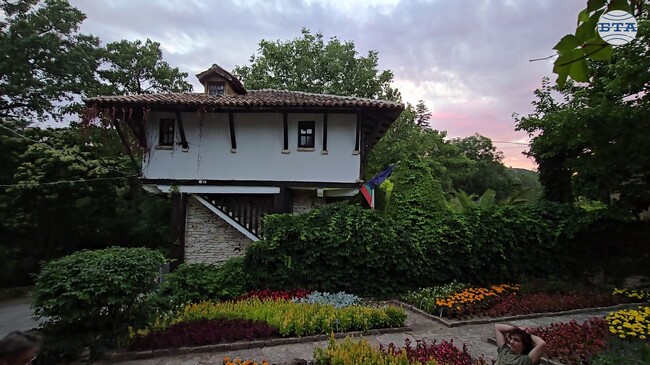 Звукът на "Двореца" в Балчик стана част от проекта "Акустиката на България" на Стефан Вълдобрев и "Обичайните заподозрени"