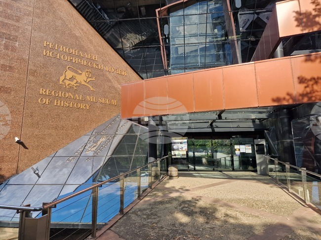 Общо 17 скелета с удължени черепи са открити в Източния некропол на Августа Траяна, съобщиха от Регионалния исторически музей в Стара Загора