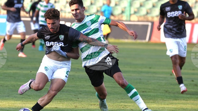 Черно море победи Берое, Николай Златев вкара хеттрик за домакините