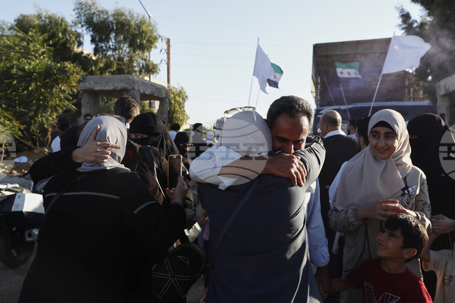 Над 411 000 сирийци са се завърнали от Турция в родината си от декември досега, сочат данни на турските миграционни власти 