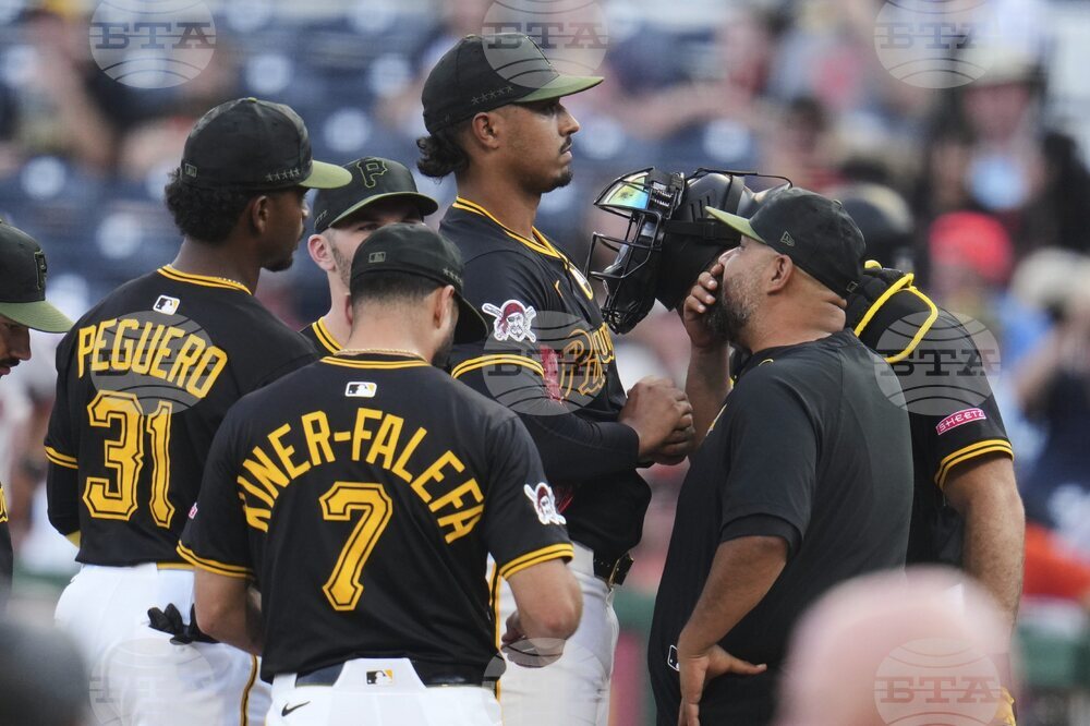 Giants Pirates Baseball
