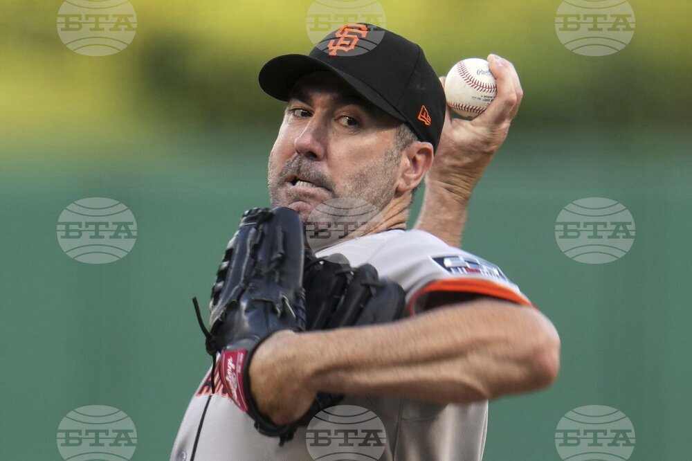 Giants Pirates Baseball