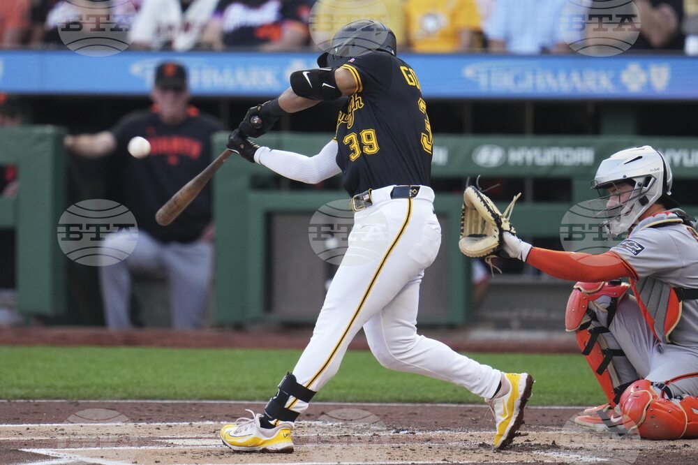 Giants Pirates Baseball
