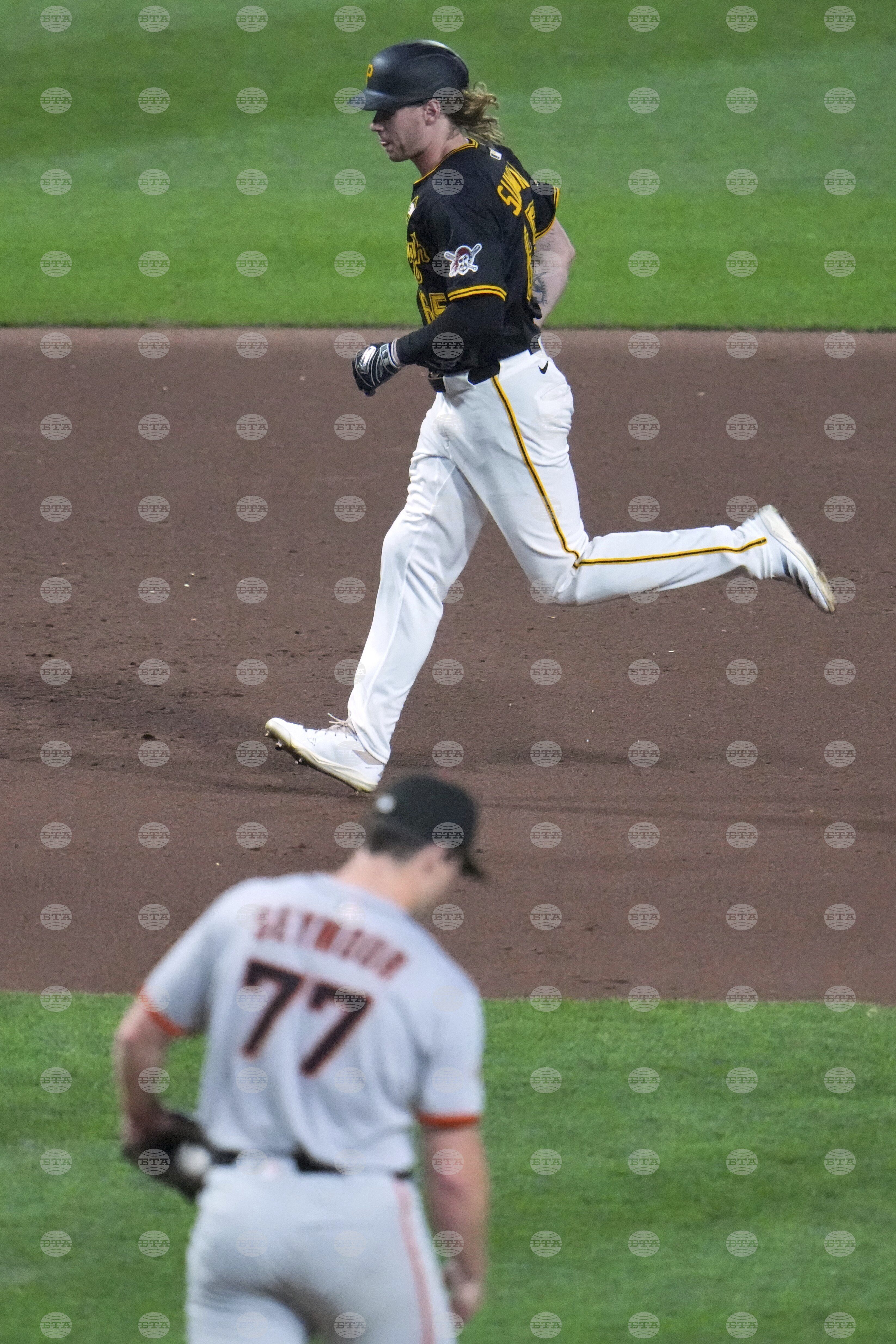 Giants Pirates Baseball