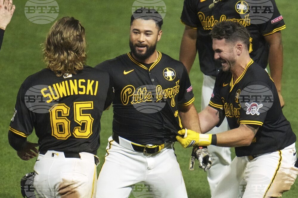 Giants Pirates Baseball