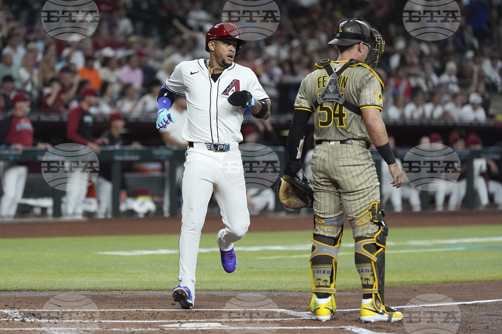 Padres Diamondbacks Baseball