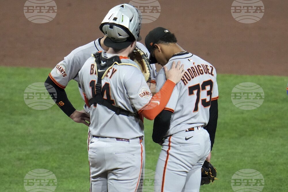 Giants Pirates Baseball