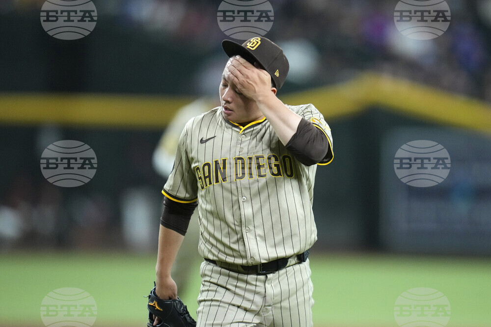 Padres Diamondbacks Baseball