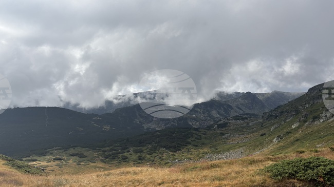 Студено и мъгливо е в планините, съобщиха от Планинската спасителна служба на БЧК