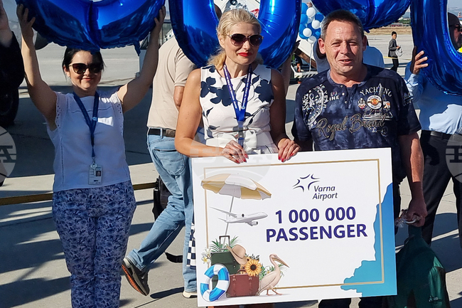 Едномилионният пътник за тази година пристигна на летището във Варна с полет от Франкфурт
