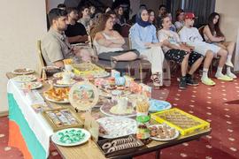 Турция - Анкара - розово масло и творби на Кристо - представяне