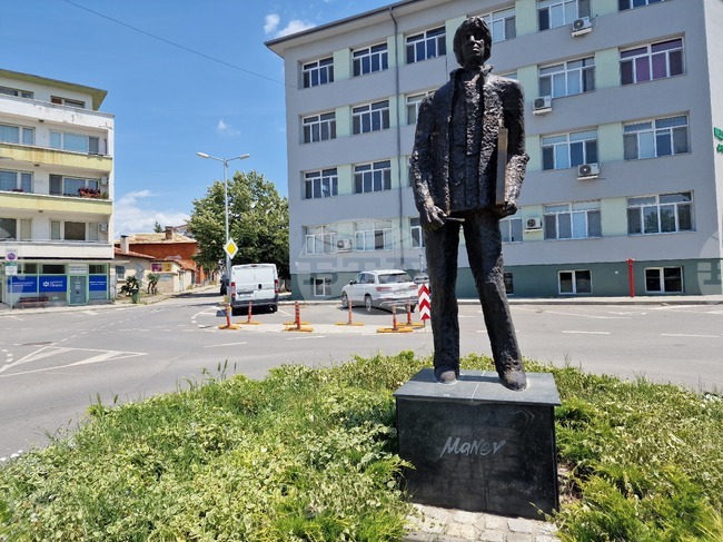 В Чирпан откриват Празник на изкуствата "Никола Манев"