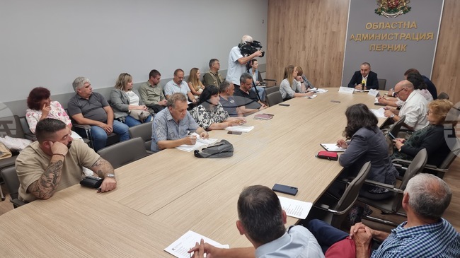 В Пернишка област няма регистрирани случаи на заболяванията син език и шарка по дребните преживни животни