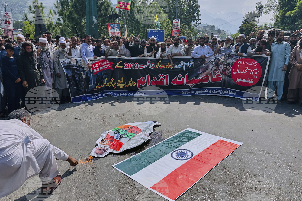 Pakistan India Kashmir Protest