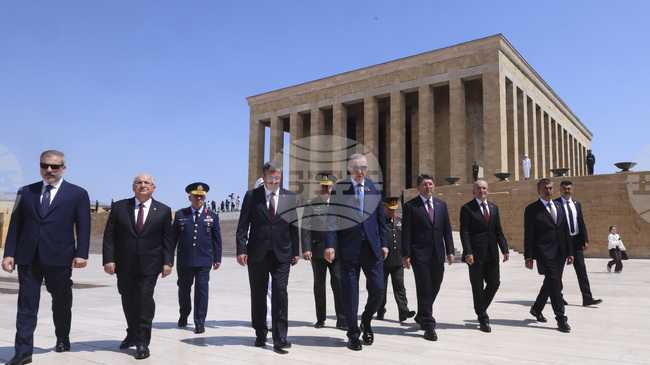 Турция през 2025 г.: медиатор между Украйна и Русия, верен партньор на Сирия и твърд защитник на палестинците 