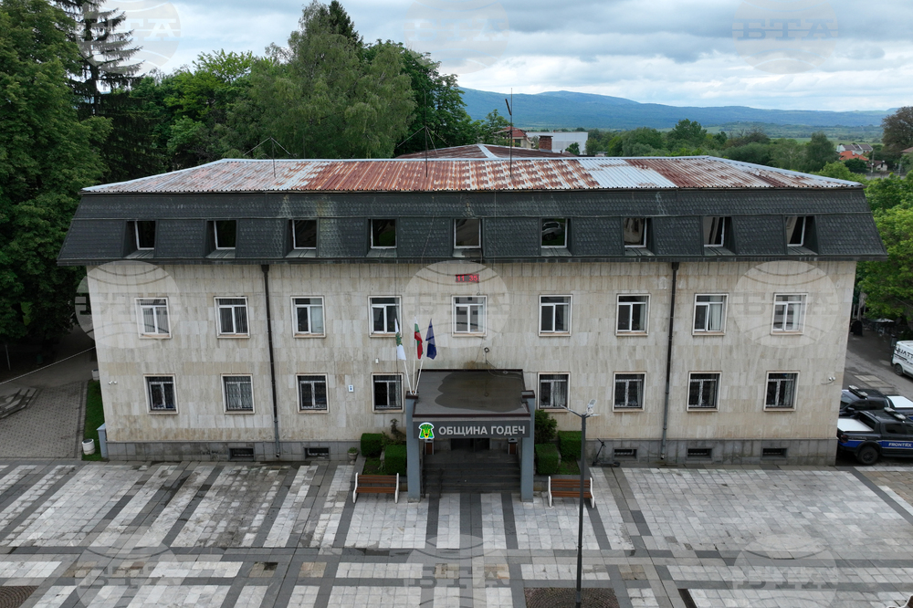 Община Годеч спешно търси превозвач за сключване на договор за обществен превоз на пътници, съобщиха от общинската администрация 
