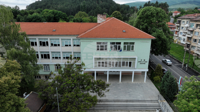 Общинските съветници в Годеч ще разгледат предложение за еднократна финансова помощ на зрелостниците и отличниците в СУ „Проф. д-р Асен Златаров“