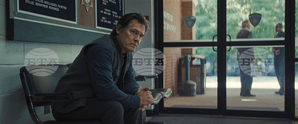 Film Review - Weapons