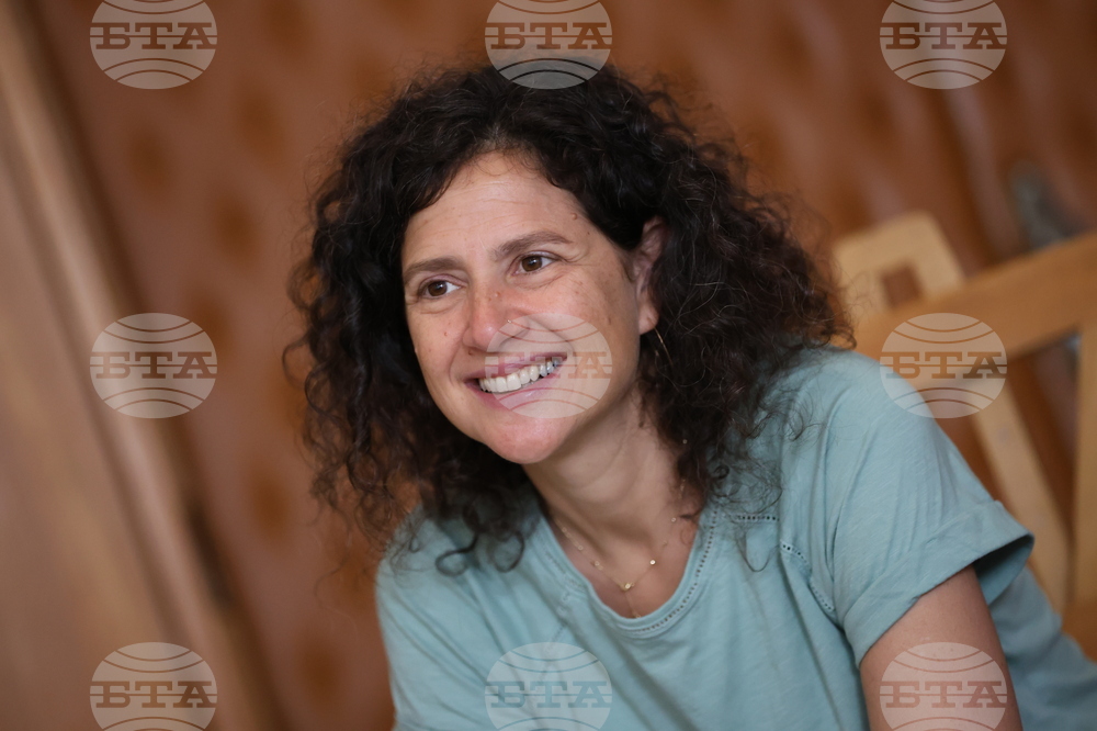 С музика искам да създавам връзка между изпълнителите и публиката, каза Анат Коен, която участва в „Банско джаз фестивал“ със своя квартет