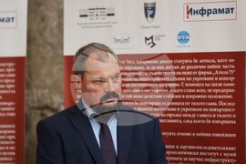 „С една глава по-висока. Втората статуя от Хераклея Синтика“ - изложба