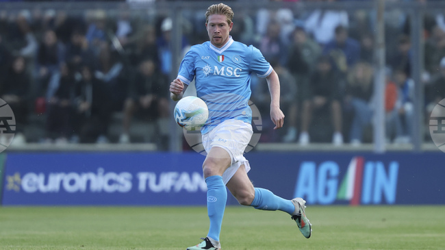 Де Бройне сравни футбола на Конте и Гуардиола