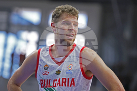 Александър Везенков - състезател по баскетбол