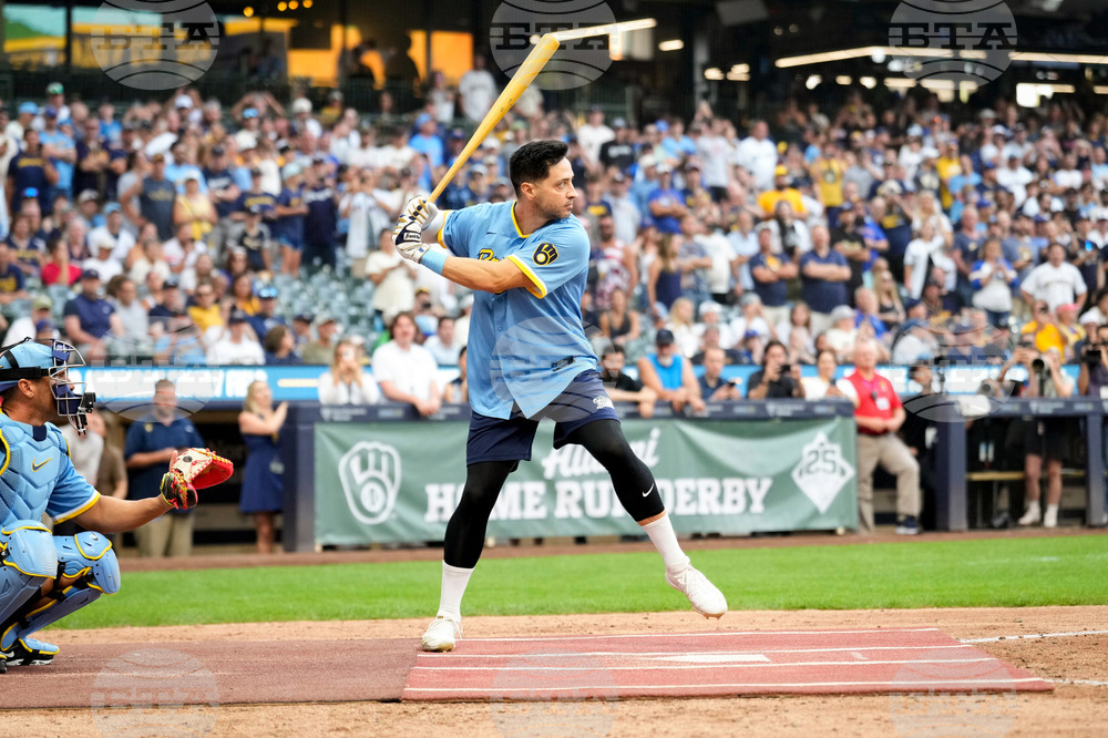 Alumni HR Derby Baseball