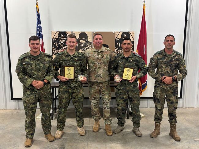 МО: Български снайперисти от Специалните сили триумфират в международно състезание в САЩ 