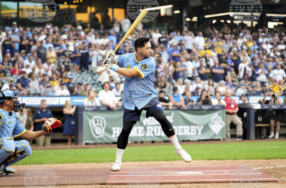 Alumni HR Derby Baseball