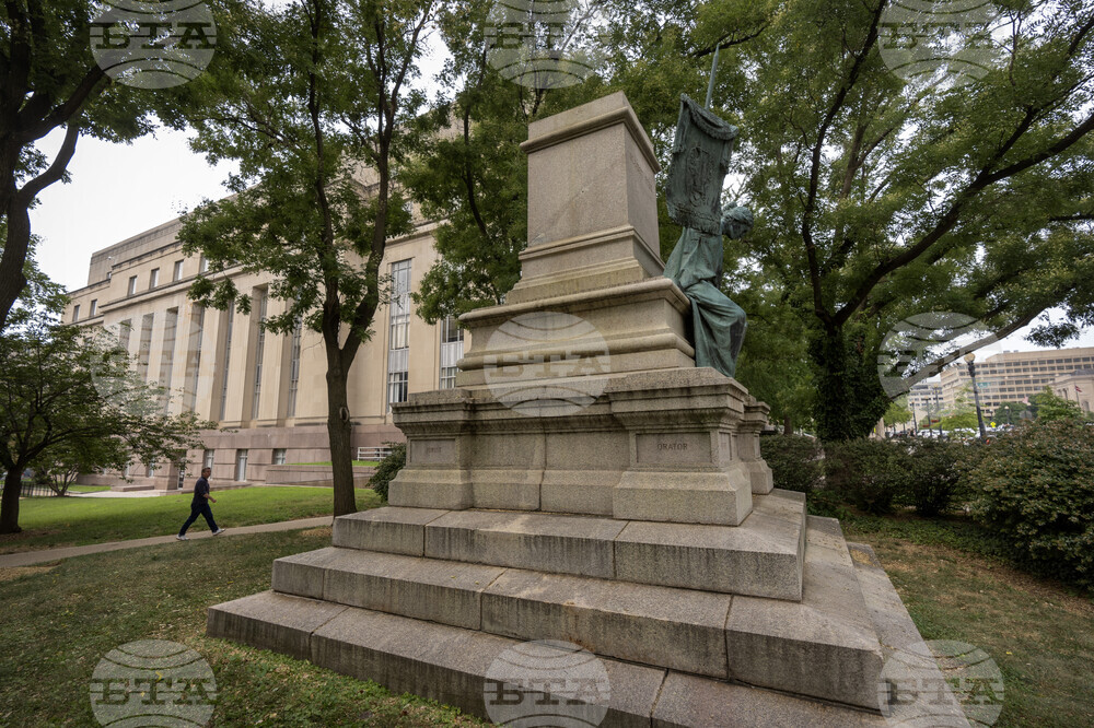 Confederate Statue