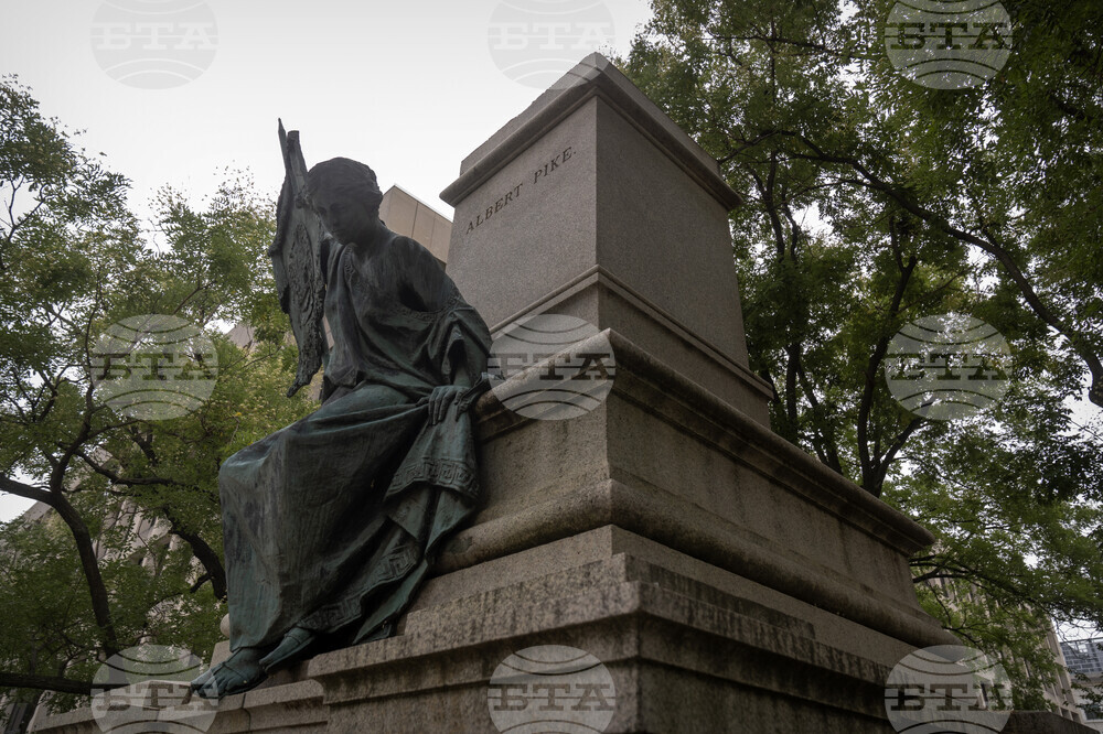 Confederate Statue