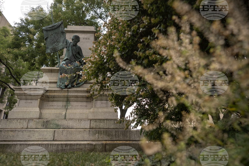 Confederate Statue