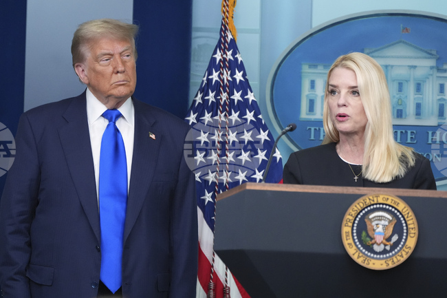 Тръмп призова главния прокурор на САЩ да се заеме с нерешени съдебни казуси, свързани с негови политически противници