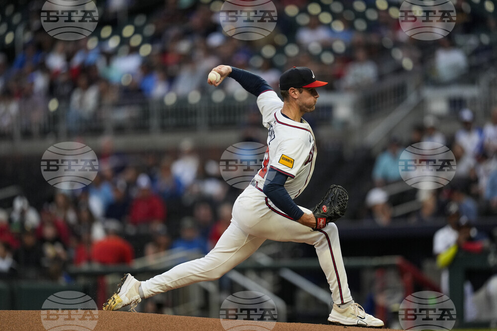 Brewers Braves Baseball