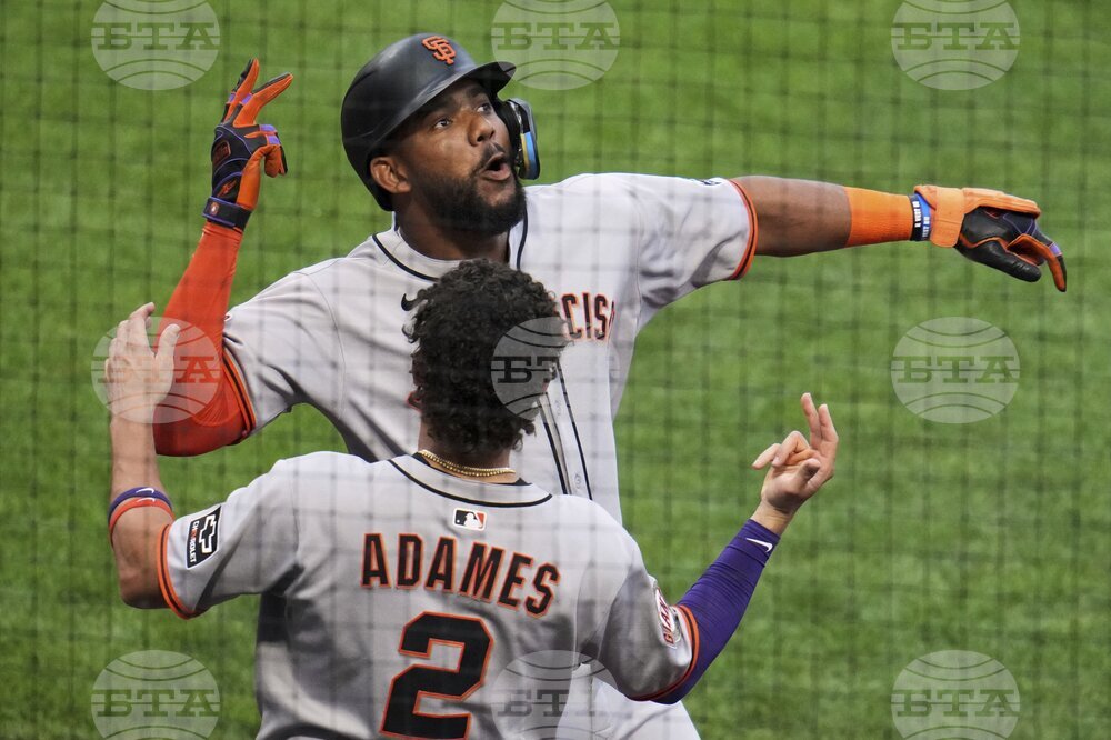 Giants Pirates Baseball