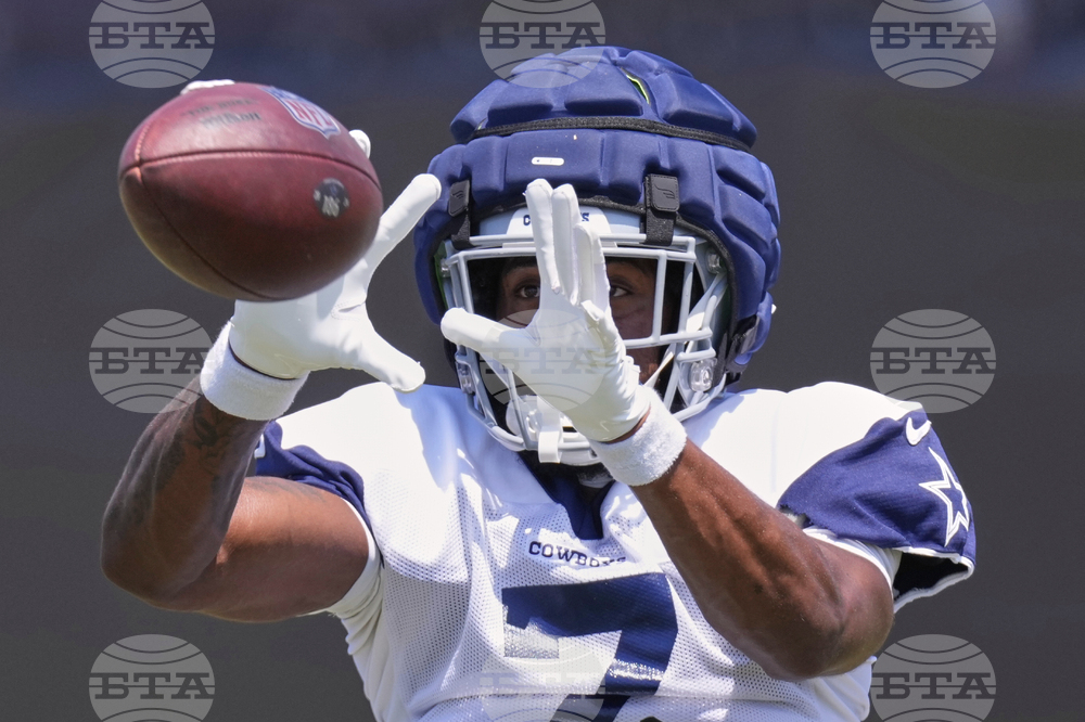Rams Cowboys Camp Football